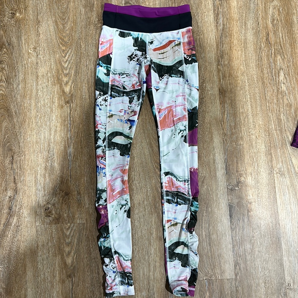 Lululemon size 2 full length watercolor leggings